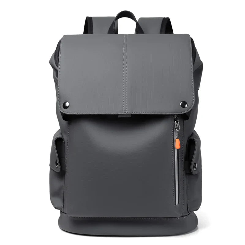 Leo | Wasserdichtes Reise Laptop Rucksack