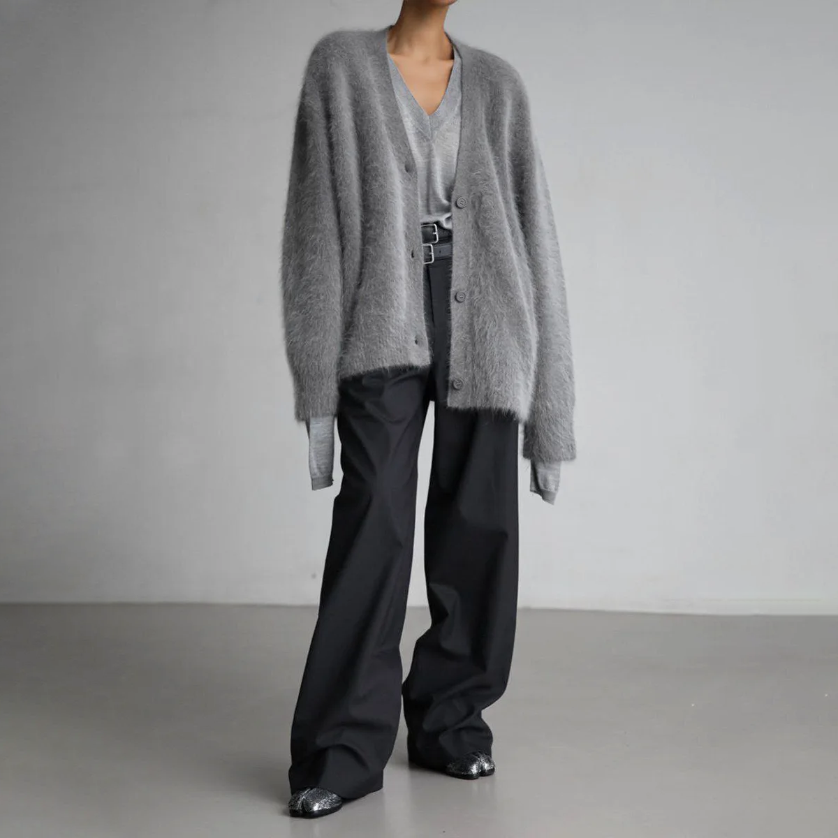 Olivia - Locker sitzende Strickjacke aus Kaschmir