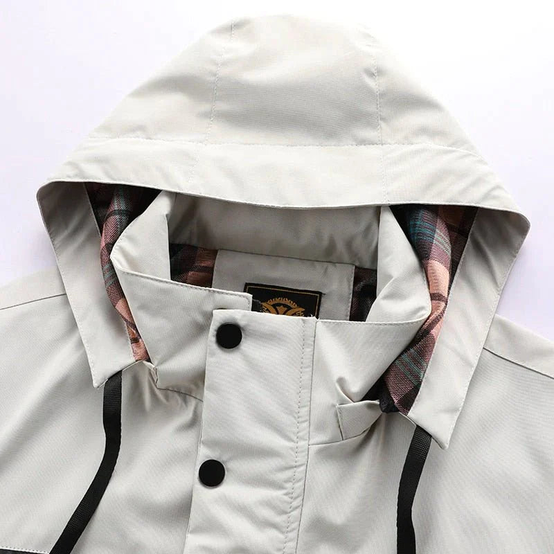COLE | Wind und wasserdichte Jacke