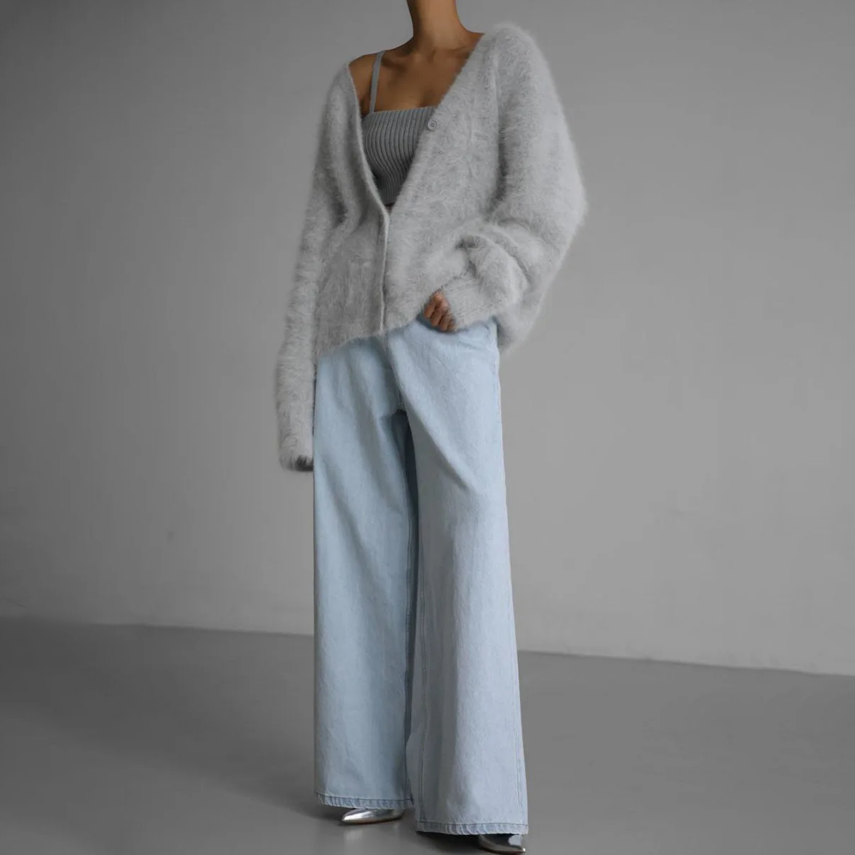 Olivia - Locker sitzende Strickjacke aus Kaschmir